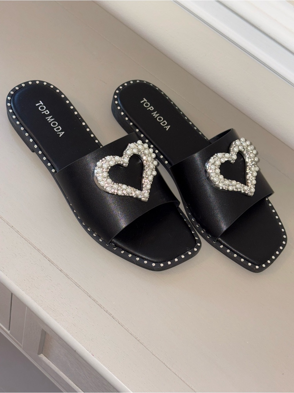 TOP Moda Black Slide Sandals with Pearl Heart Accent